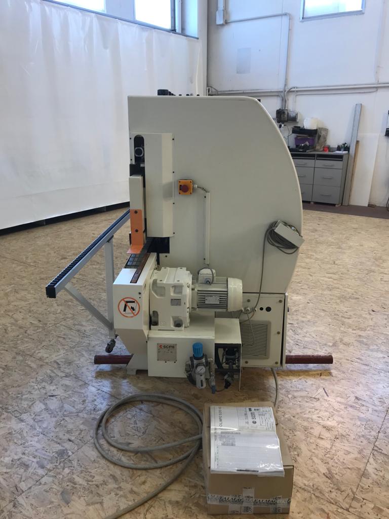 VI904 - 1226  Bordatrice marca SCM modello S215  in vendita - foto 10
