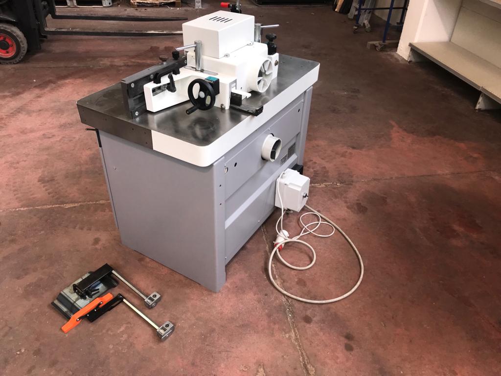 MN860-1138  Toupie marca Casadei  in vendita - foto 3