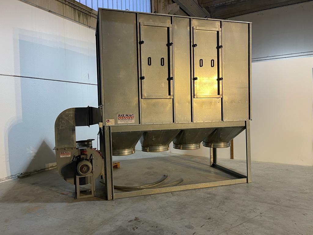 PG819 - 1099  Aspiratore carenato da esterno marca GOA  in vendita - foto 11