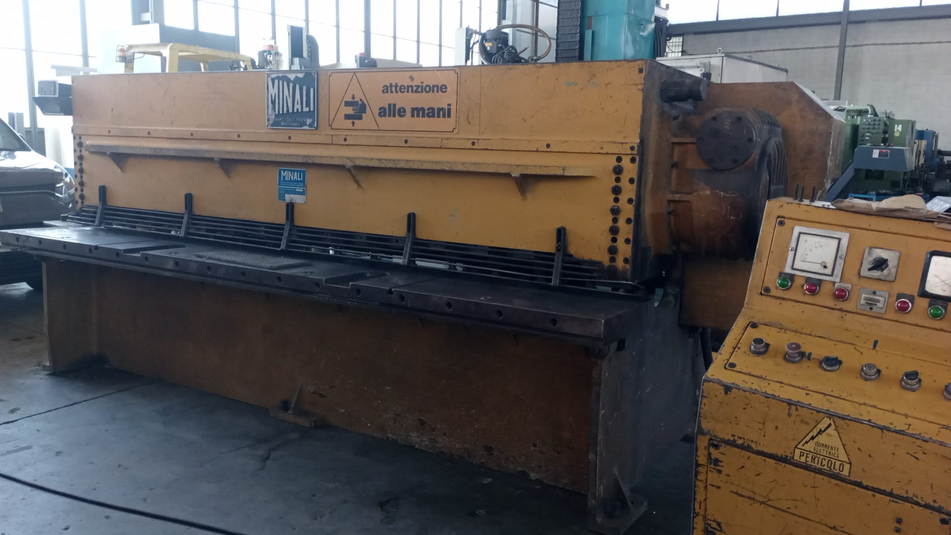 Cesoie a ghigliottina in vendita