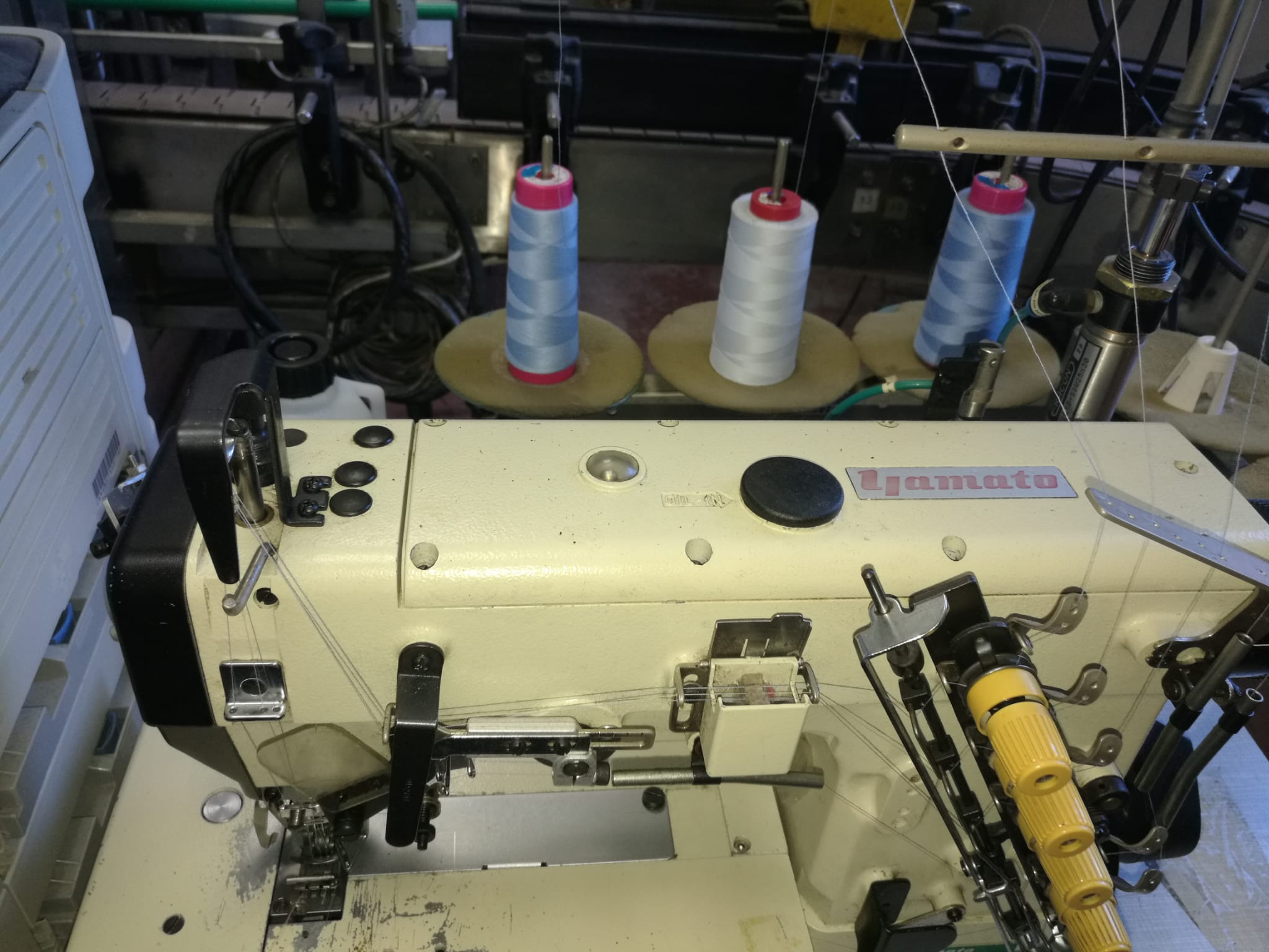 MACCHINA DA CUCIRE INDUSTRIALE USATA COME NUOVA in vendita - foto 4