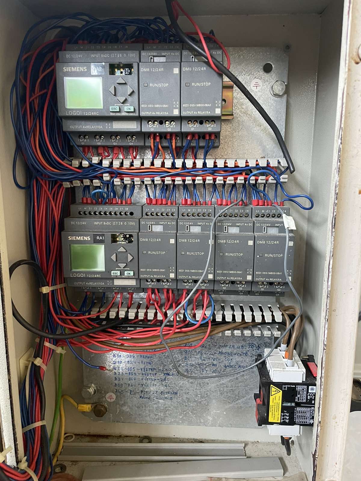 M306 Monoblocco di riempimento usato Altec – 3000 bph  in vendita - foto 5