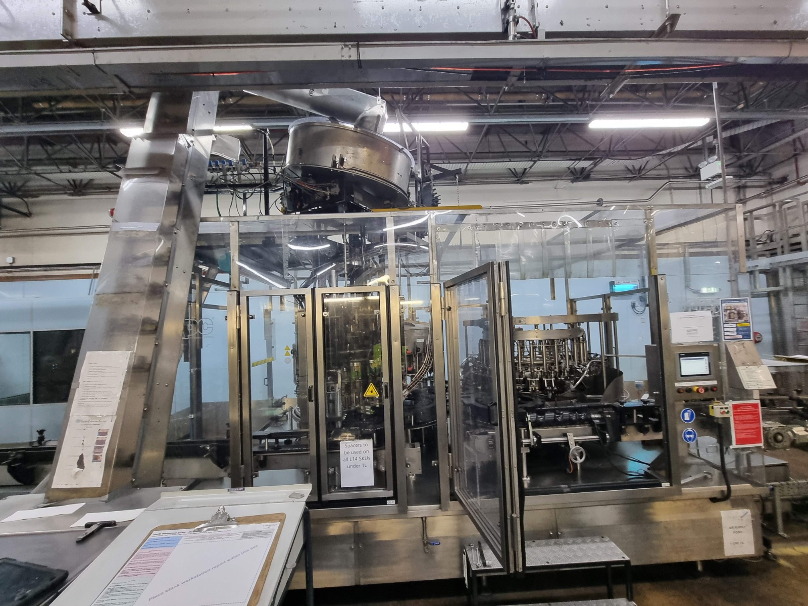 LC635 Linea di riemp. usata STORK x distillati in vetro in vendita - foto 1