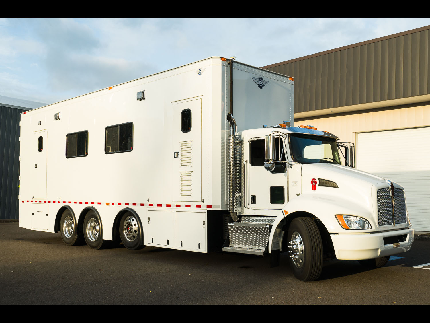 LC558 Camion di imbott. usato Kenworth T370 3000 bph  in vendita - foto 1