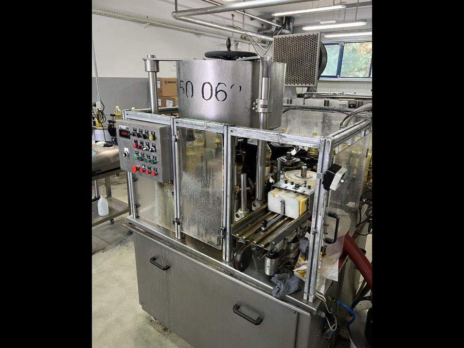 LC557 Linea di imb.usata olio commestibile da 6000 bph  in vendita - foto 6