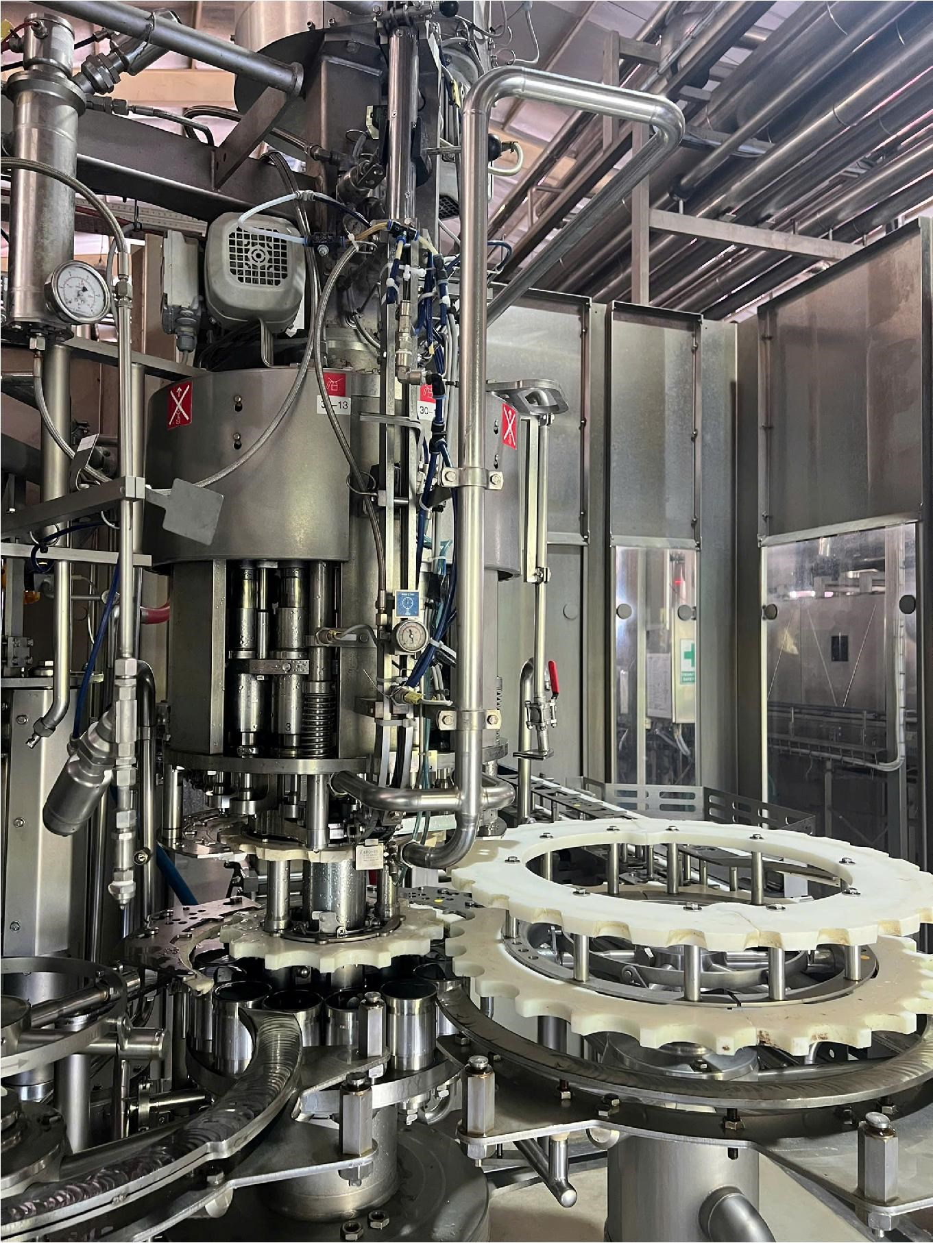 LC642 Linea di riemp. usata KRONES  X birra in vetro in vendita - foto 2