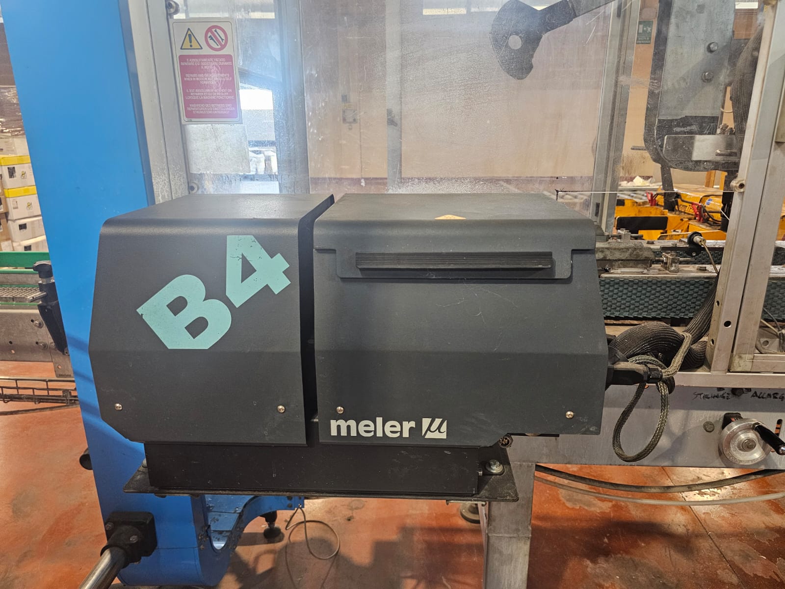 CC20 Chiudicartoni con colla calda usato TE-CO 607-98 in vendita - foto 2