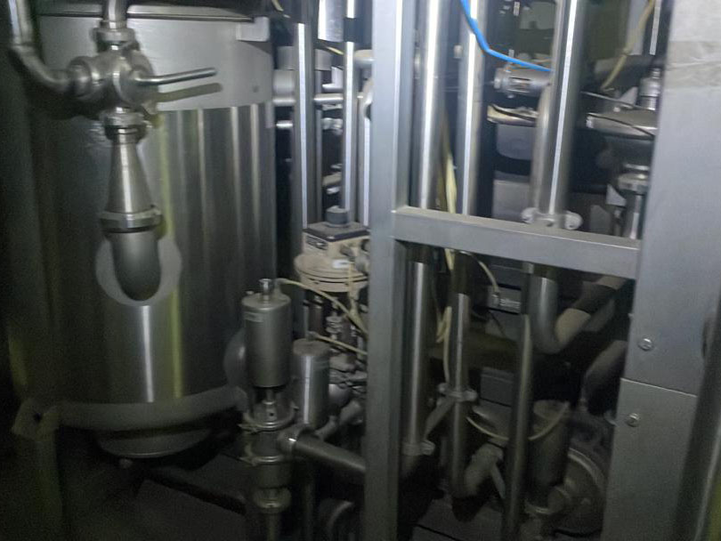 LC561 Camera di prep. latte UHT usata Tetra Pak 6600L/h in vendita - foto 11