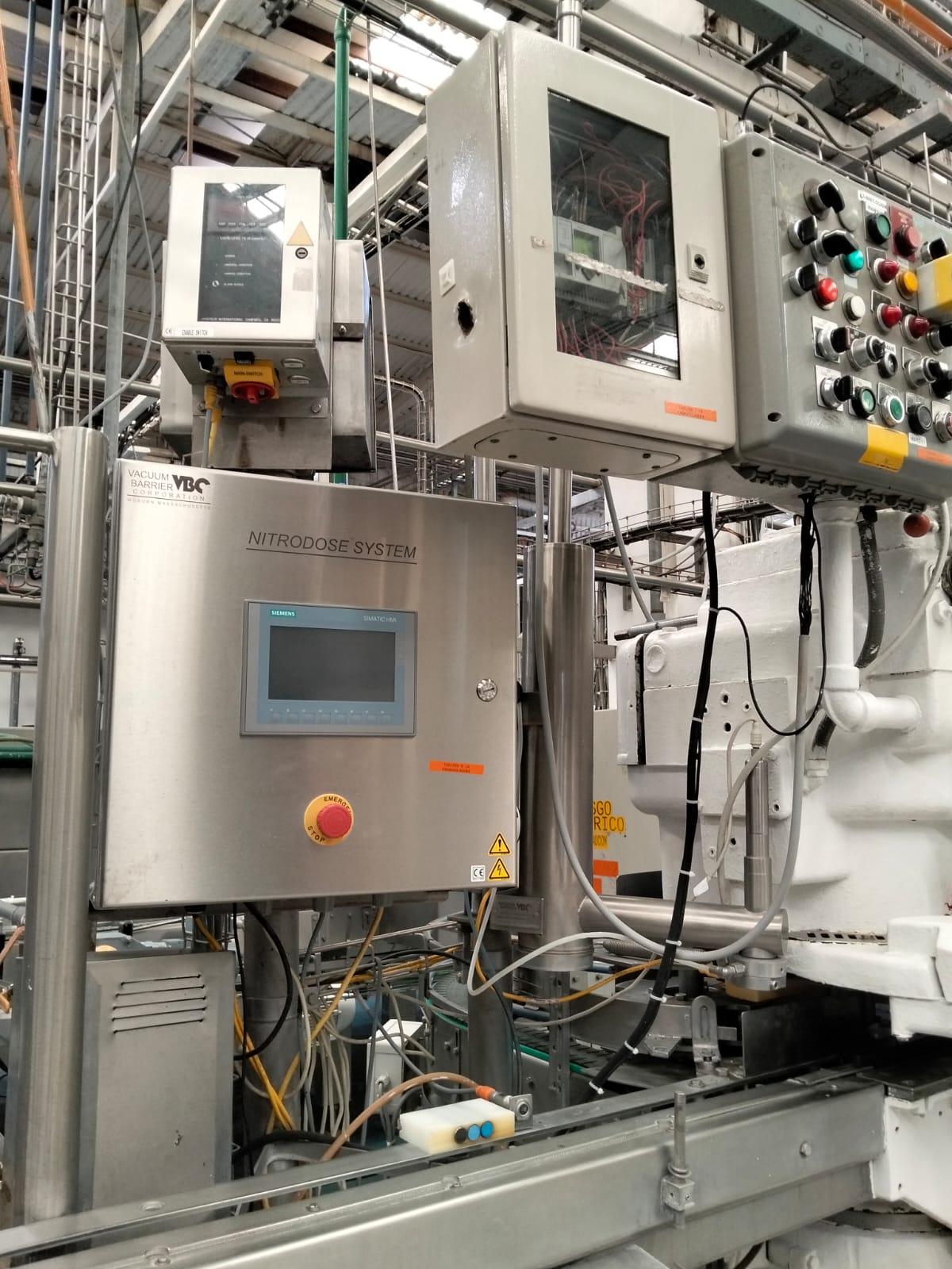 M338 Monoblocco riempimento lattine usato Crown Bevcorp in vendita - foto 4