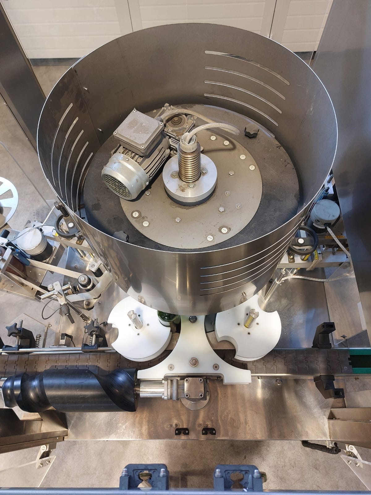 ET251 Etichettatrice OMB usata 4 teste 3000 bph in vendita - foto 7