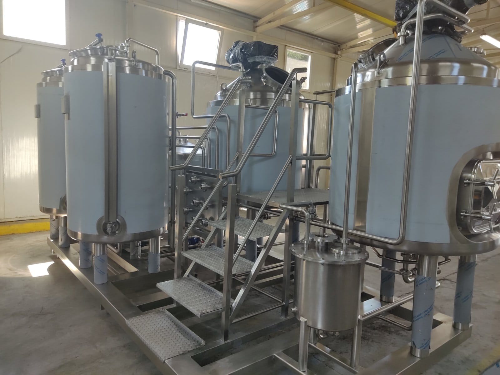 LC604 Impianto Produzione birra usato 5 HL in vendita - foto 1