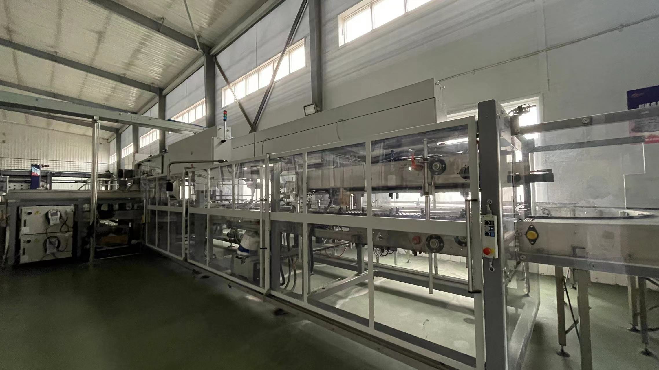 LC644 Linea riempimento usata Krones x CSD vetro 36000  in vendita - foto 10