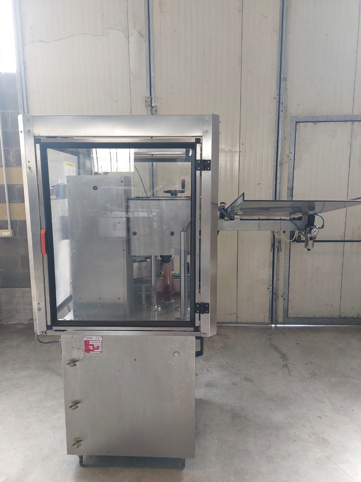 CA81 Capsulatrice Nortan UNICAP 35 usata 2500 BPH in vendita - foto 5