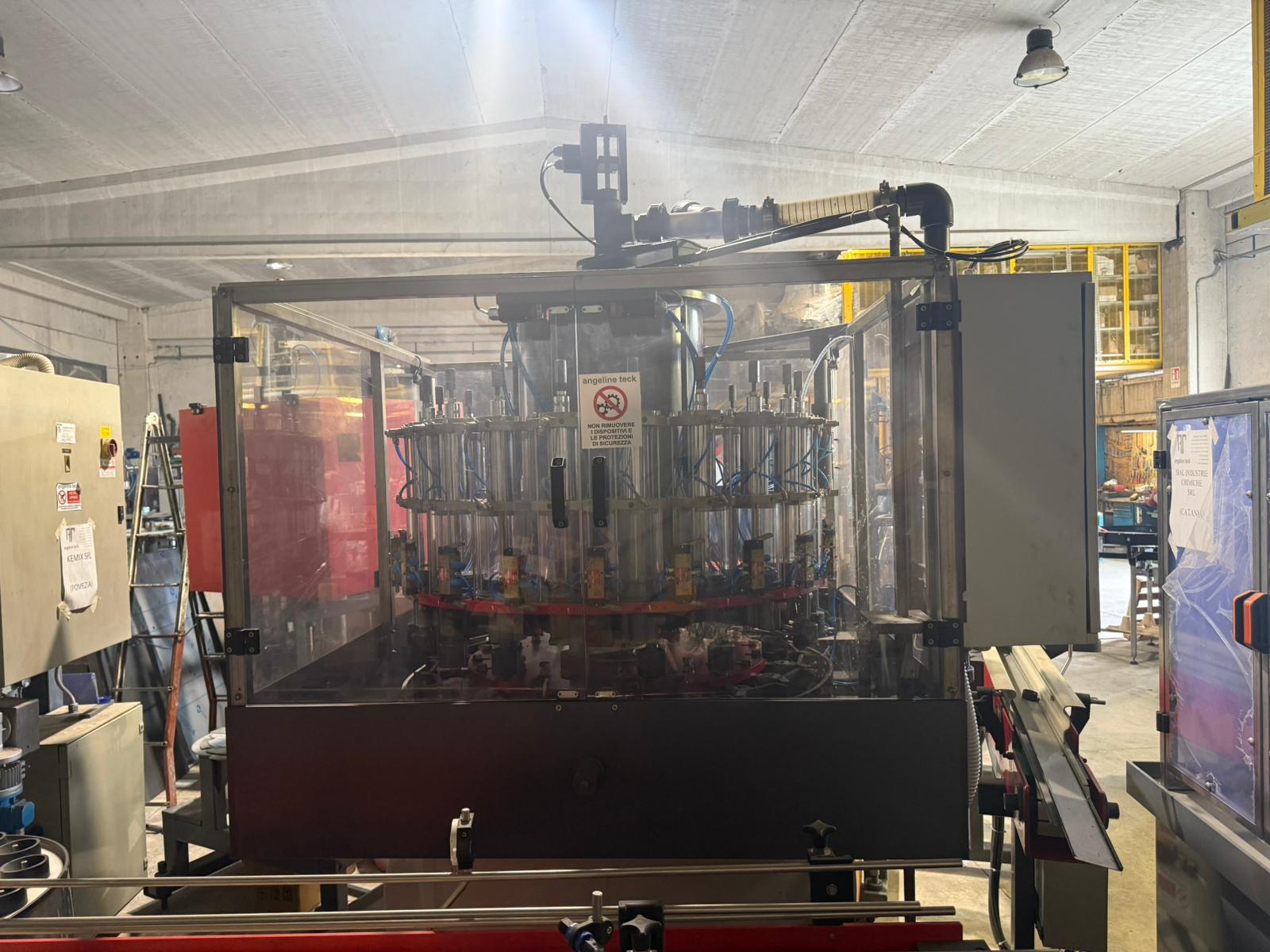 M305 Monoblocco di Riempim. Usato 24/8 per PET e HDPE in vendita - foto 1