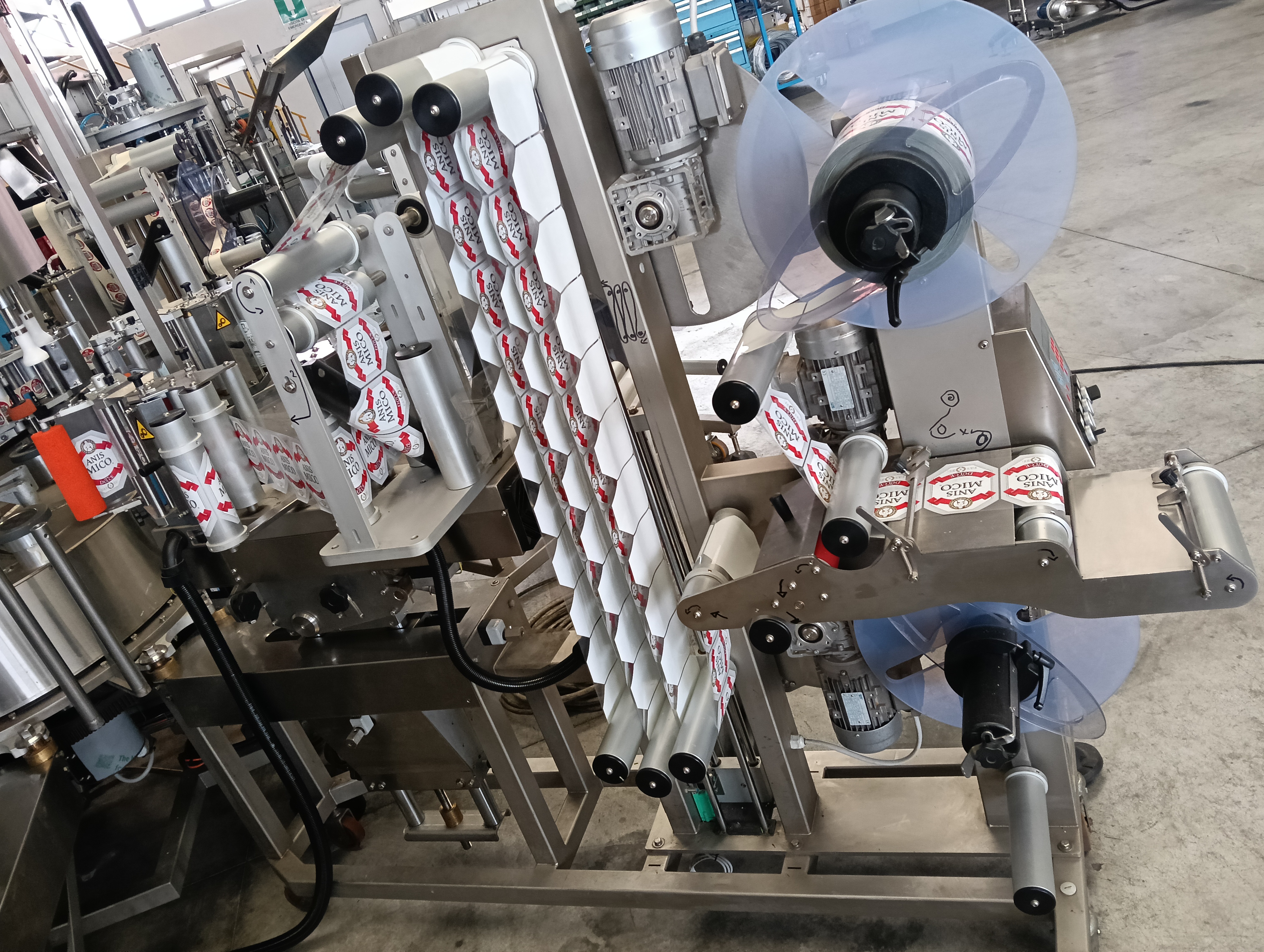 LC596 Linea di riemp. usata per vino fermo - 5000 BPH in vendita - foto 5