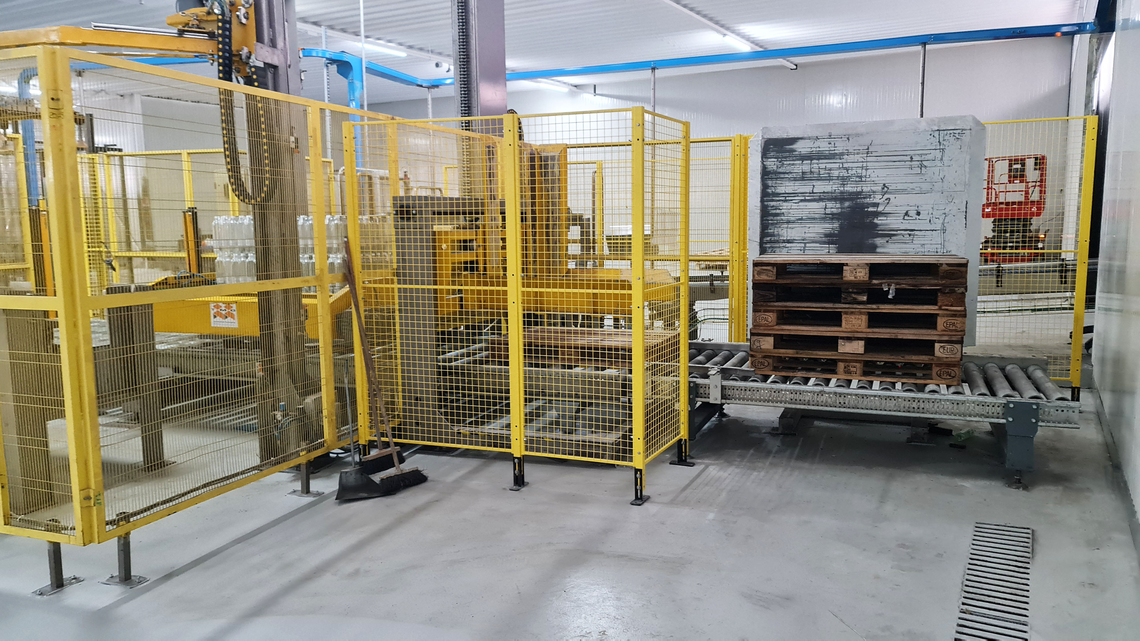 PAL61 Palletizzatore usato TMG Strio 2S1- 14000 BPH in vendita - foto 6