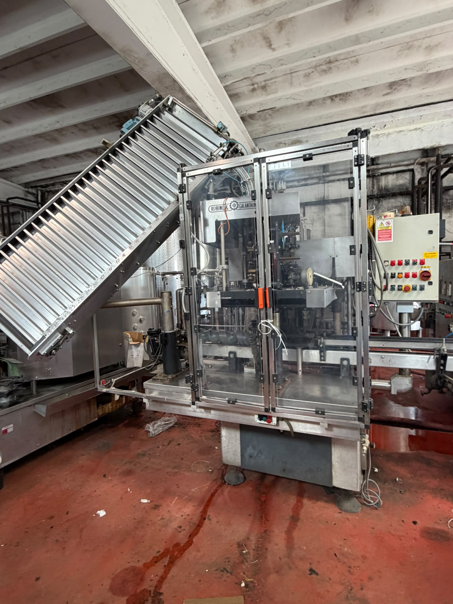 Incapsulatrice tappatrice aggraffatura in vendita