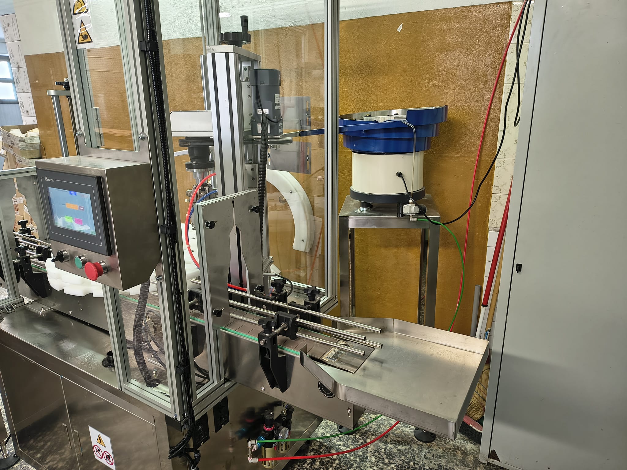 M320 Monoblocco riempimento usato X distillati 1000 BPH in vendita - foto 3