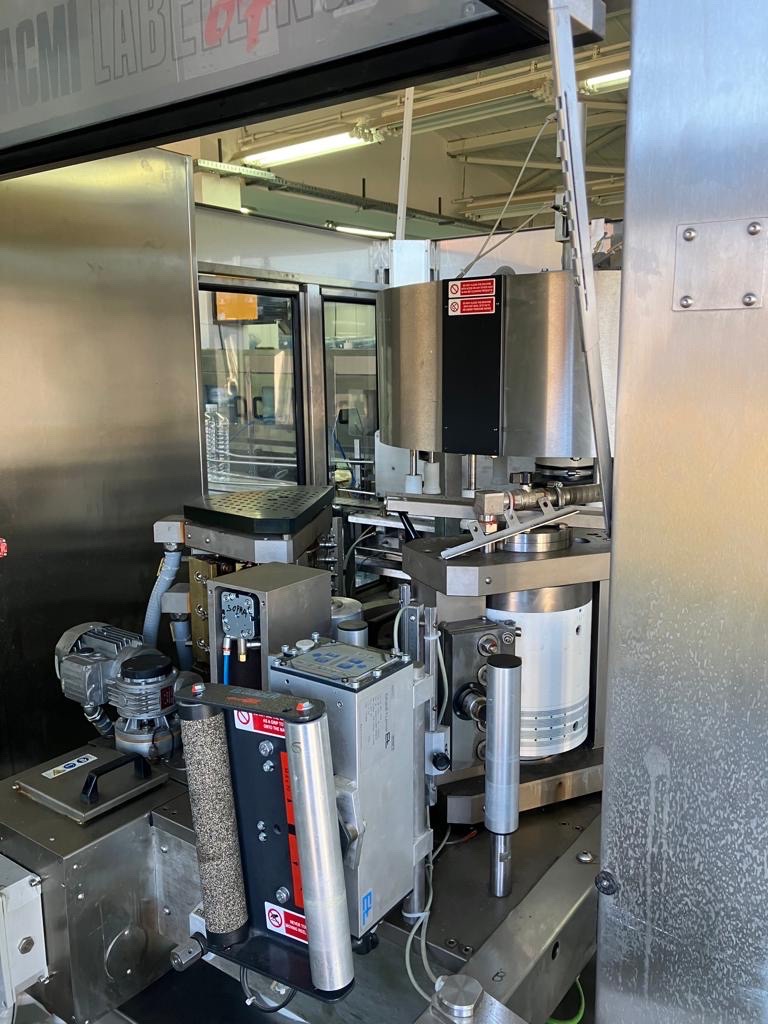 ET229 ETICHETTATRICE usata SACMI 2008 – 12000 bph  in vendita - foto 4