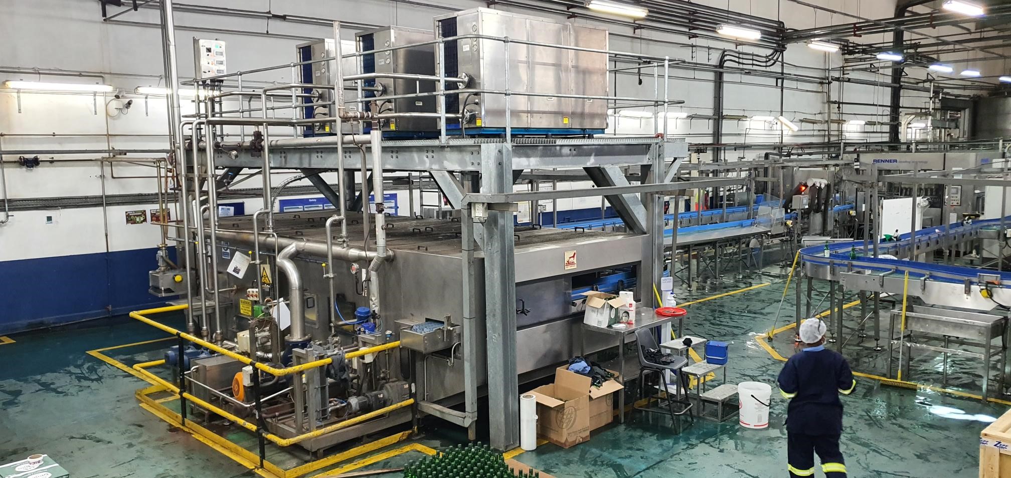 LC608 Linea imbott. in vetro usata X sidro 32000 BPH in vendita - foto 1