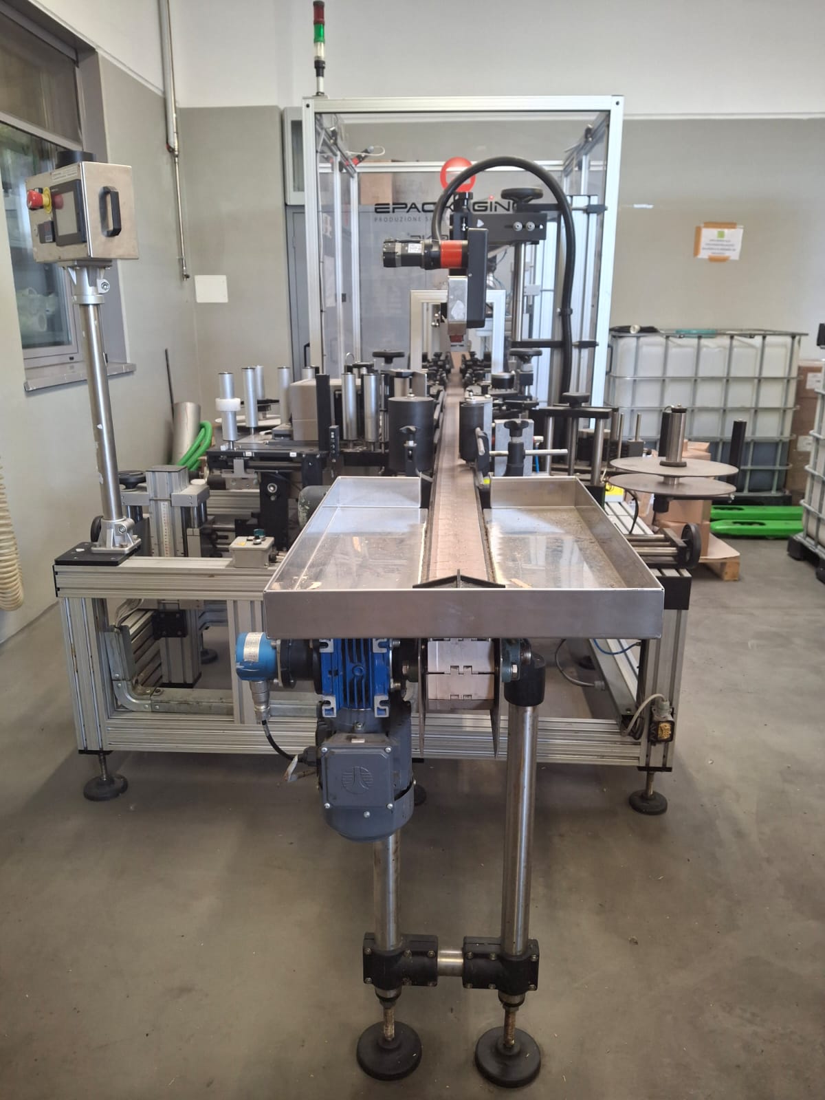 ET227 Etichettatrice con capsulatore usata – 2000 bph  in vendita - foto 4