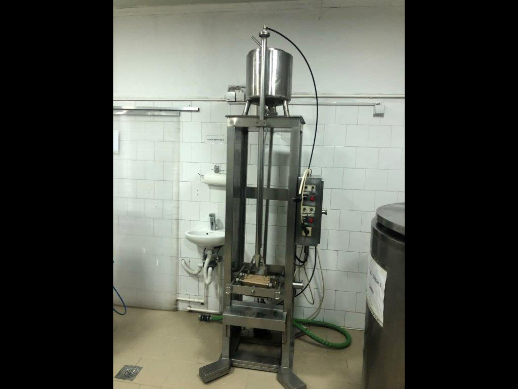 LC560 Linea lavorazione usata per prodotti caseari 2000 in vendita - foto 7