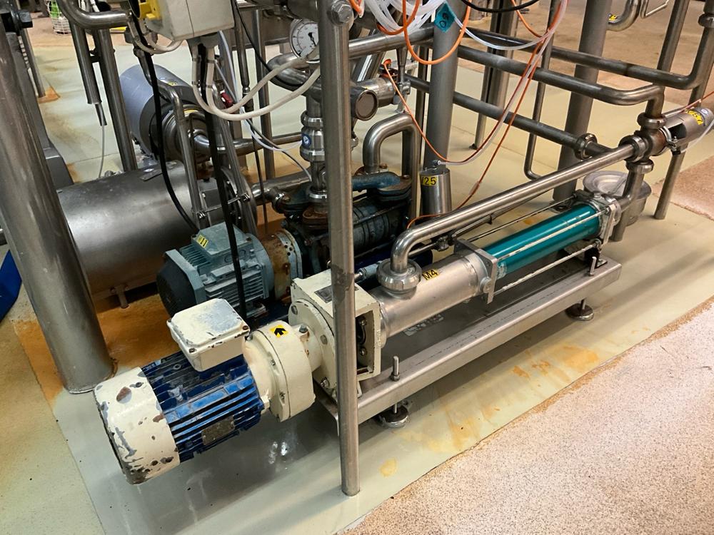 LC611 Sistema UHT Tetra Pak usato da 5000 LPH in vendita - foto 8