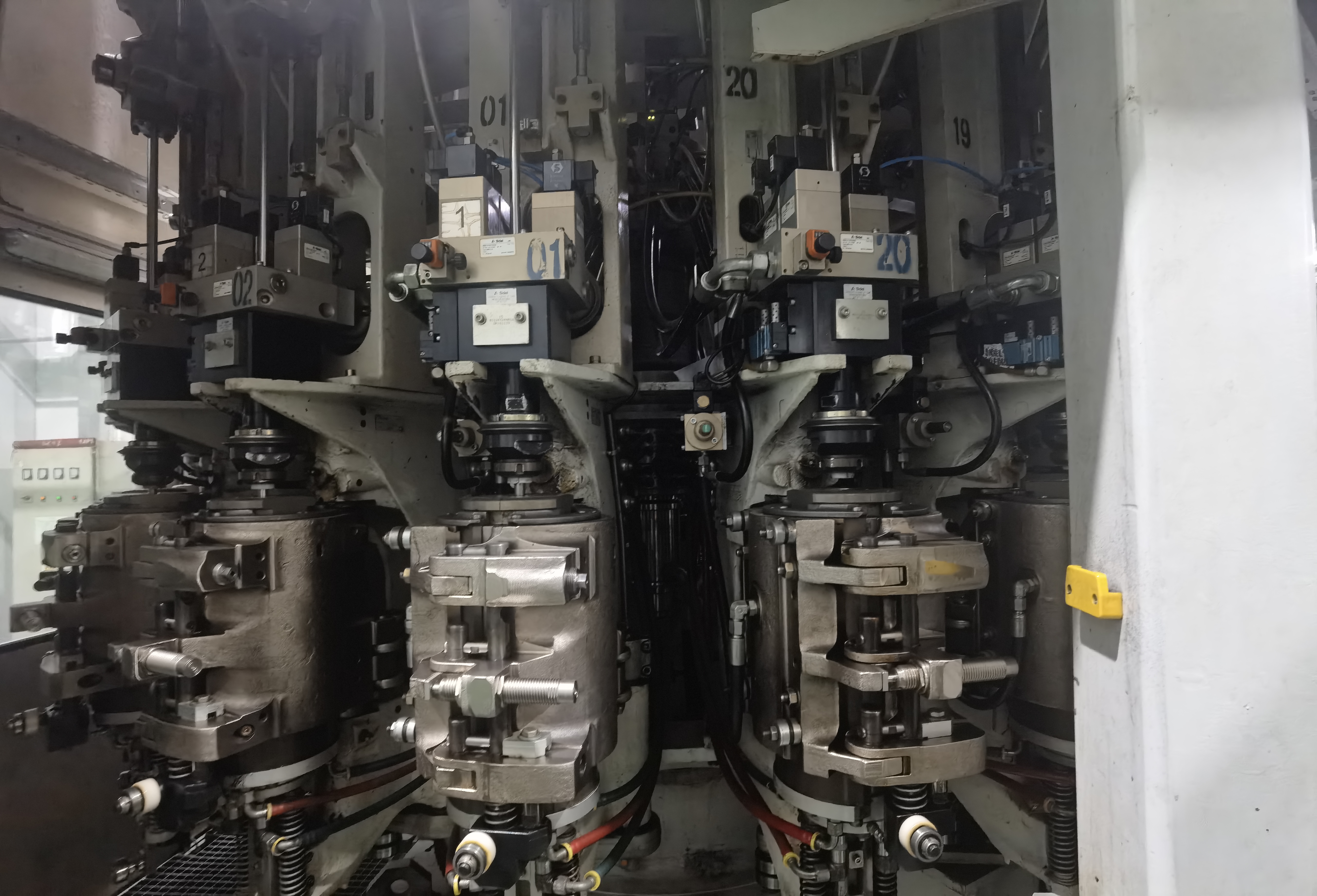 LC647 Linea imbot. Sidel usata X acqua in PET-36000 B/O in vendita - foto 2