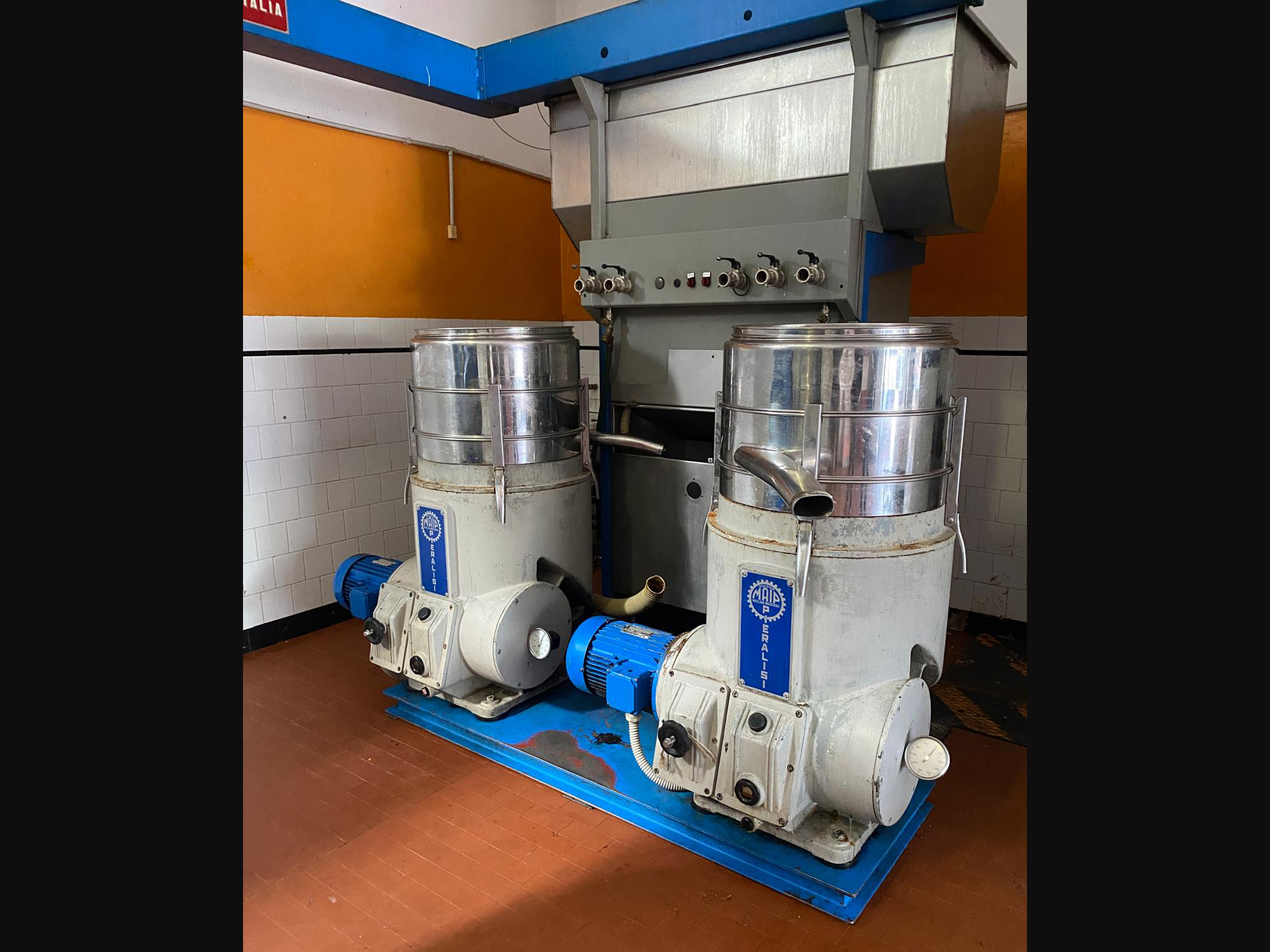 LC571 Linea di lav. olio d’oliva usato PIERALISI MAYOR in vendita - foto 4