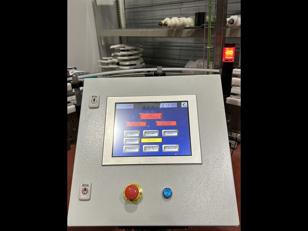 LC553 Linea di imbott. usata spumante e vino fermo 4000 in vendita - foto 8
