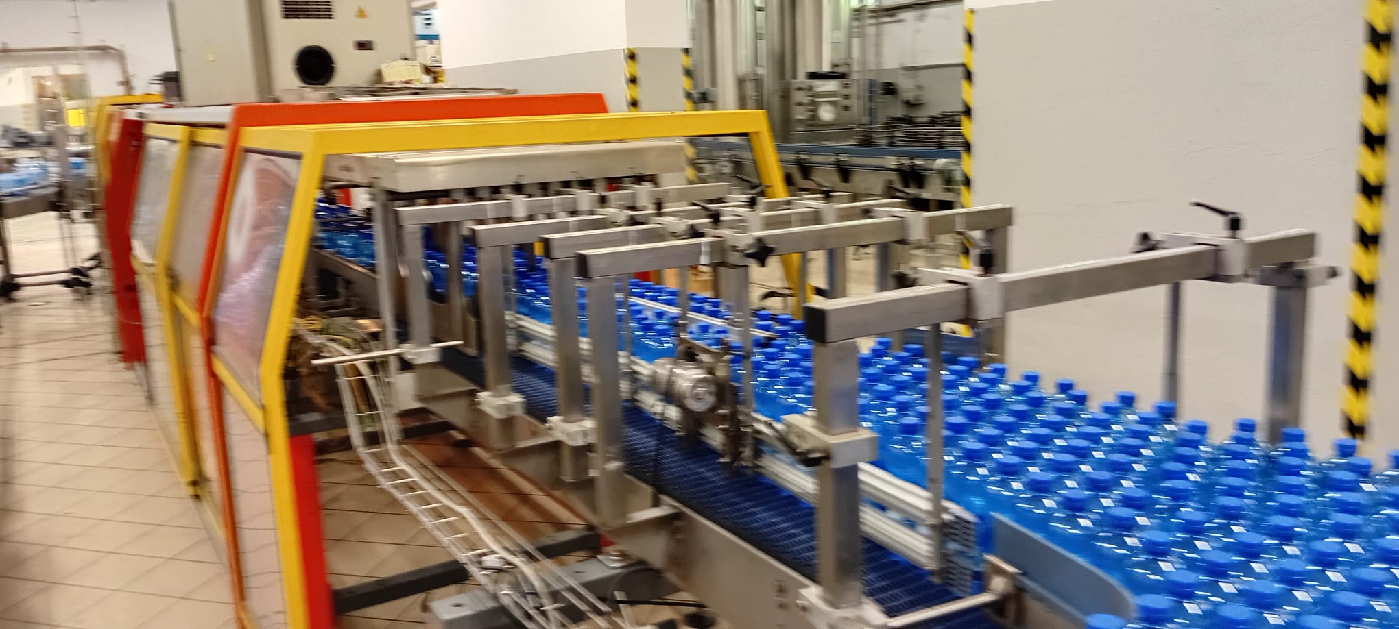 LC650 Linea di imbott. Sidel usata X acqua frizzante in vendita - foto 13