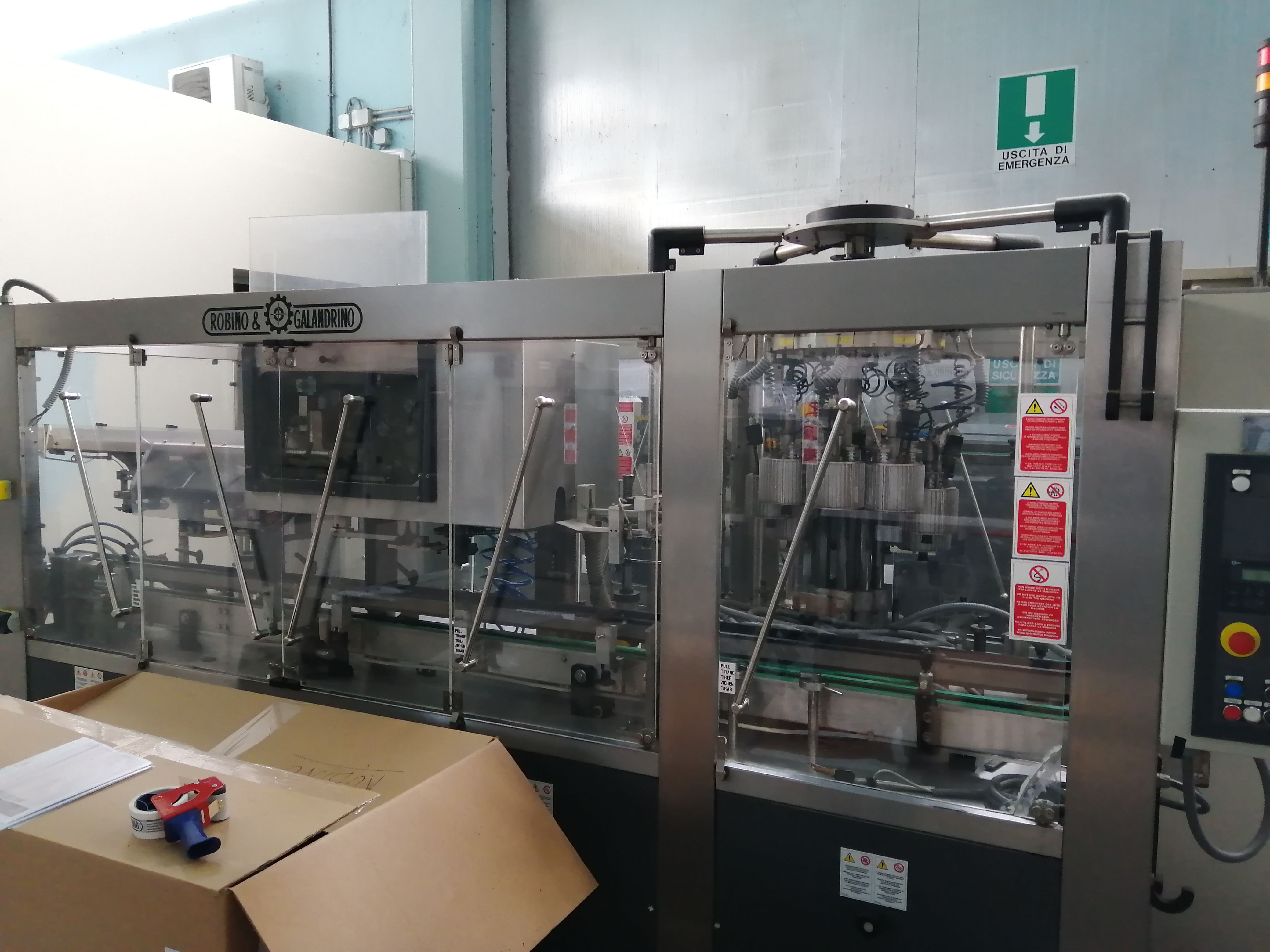 Rif: CA71 Capsulatrice termoret R&G Z9T usata in vendita - foto 6