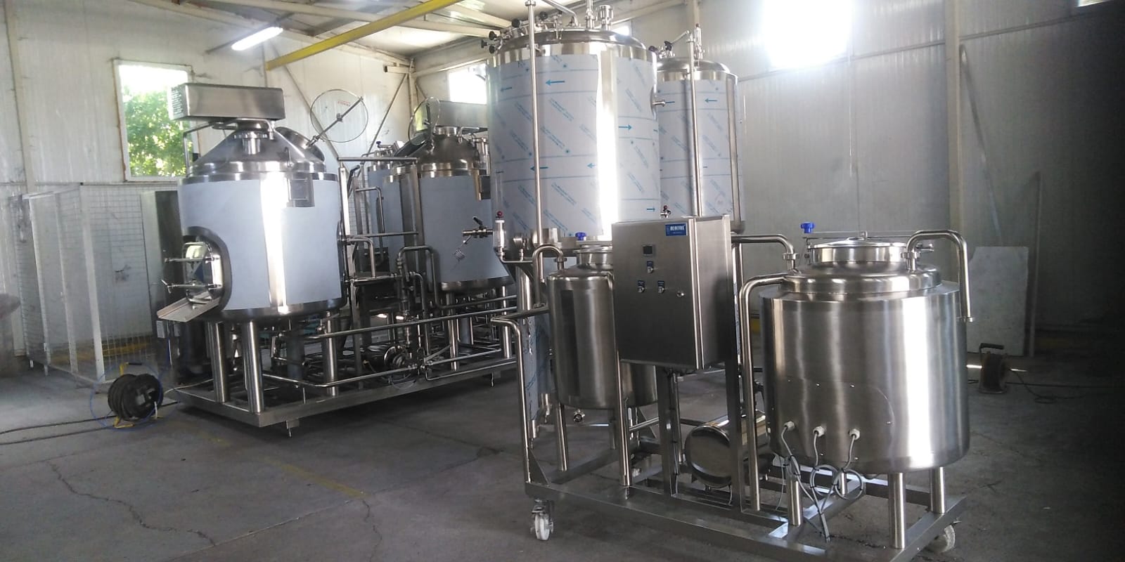 LC604 Impianto Produzione birra usato 5 HL in vendita - foto 5