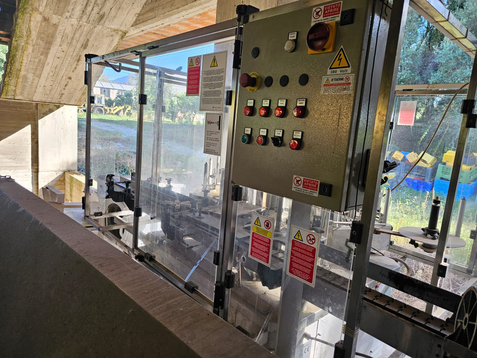 LC560 Linea lavorazione usata per prodotti caseari 2000 in vendita - foto 11