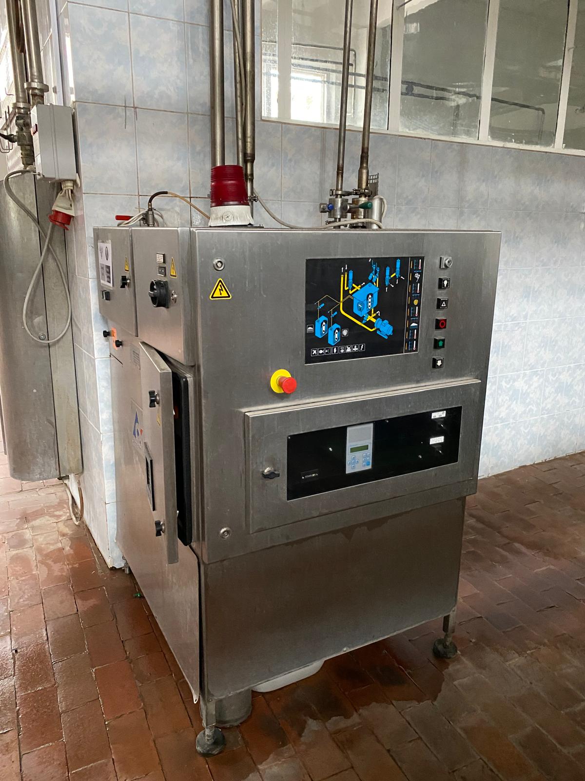 LC619 Linea di riemp. Tetra Pak TBA-8 SQ 1000 ml usata in vendita - foto 3