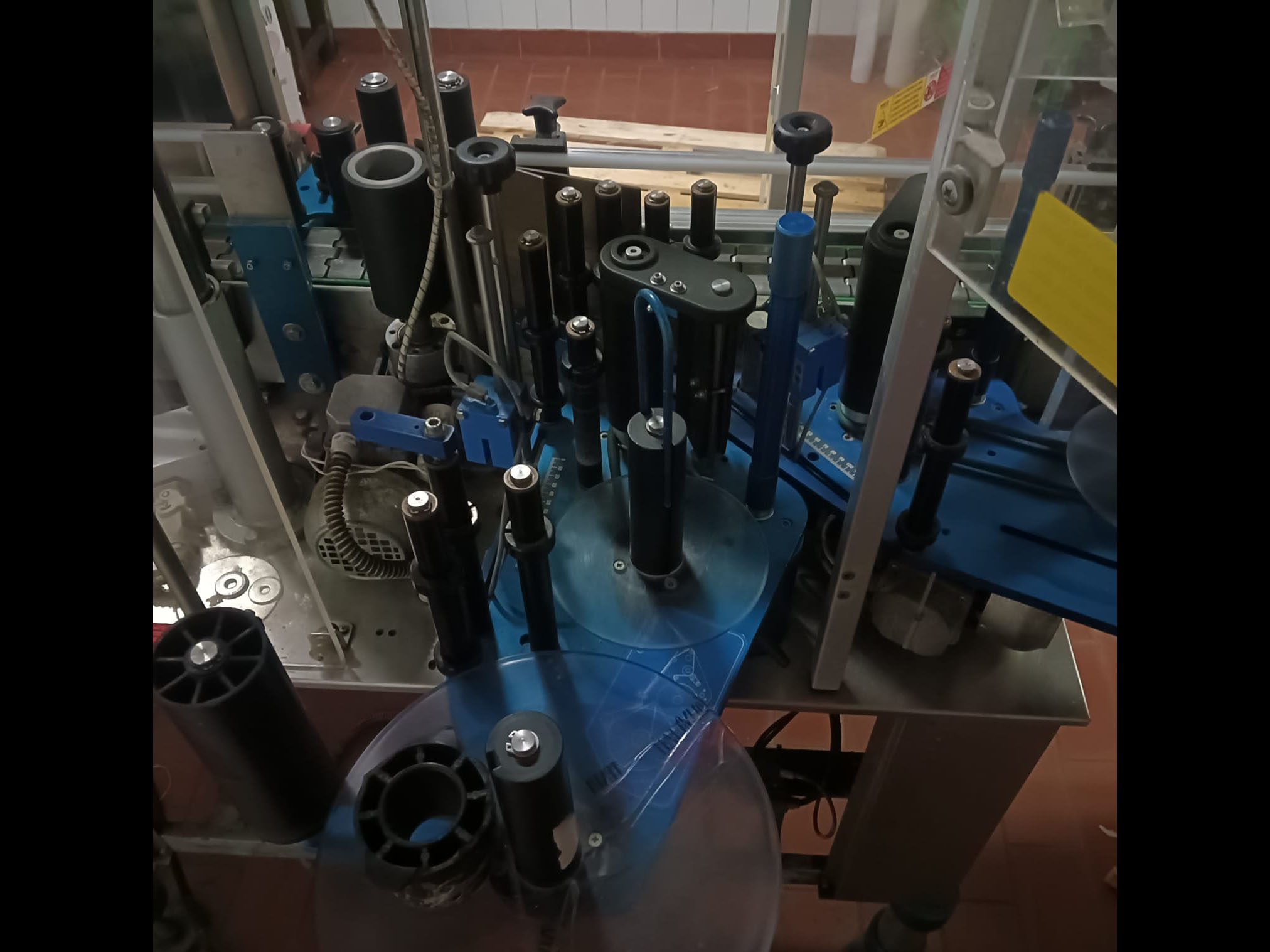 ET221 Etichettatrice usata MEB 1500 bph  in vendita - foto 2