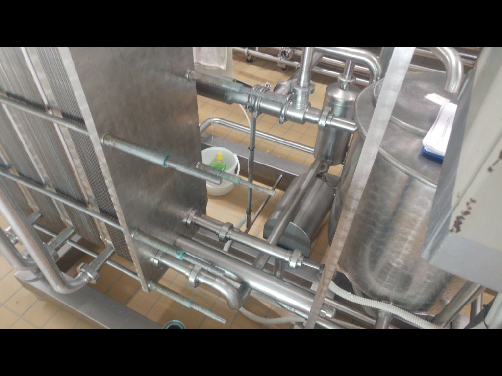 PST25 Pastorizzatore a flusso usato e separatore 2000   in vendita - foto 4
