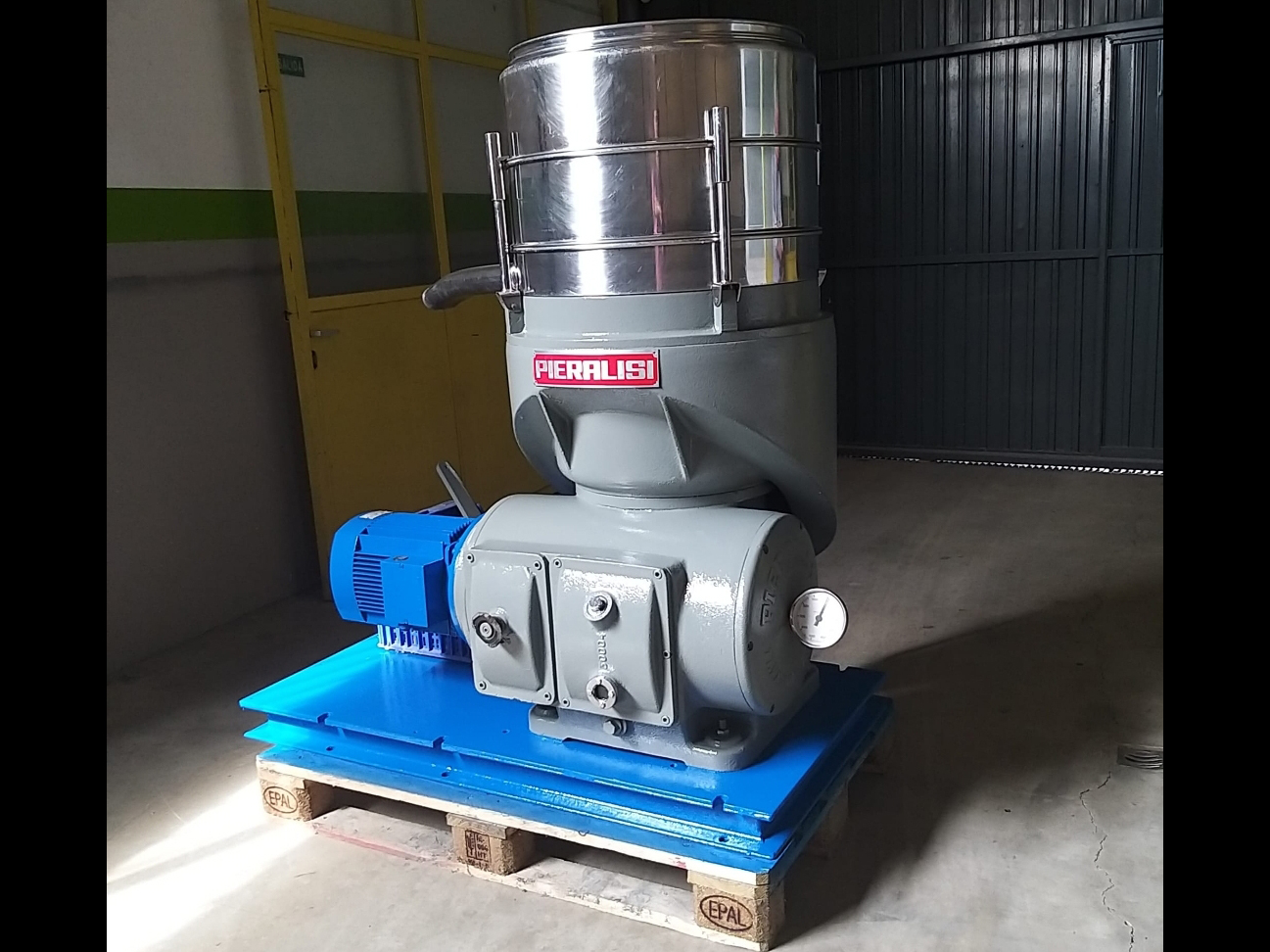LC556 Linea usata prod. olio d’oliva PIERALISI 700 kg/h in vendita - foto 9