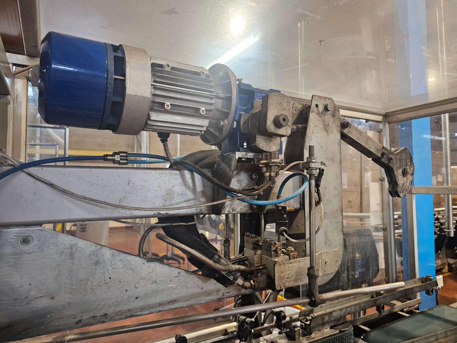 CC20 Chiudicartoni con colla calda usato TE-CO 607-98 in vendita - foto 7