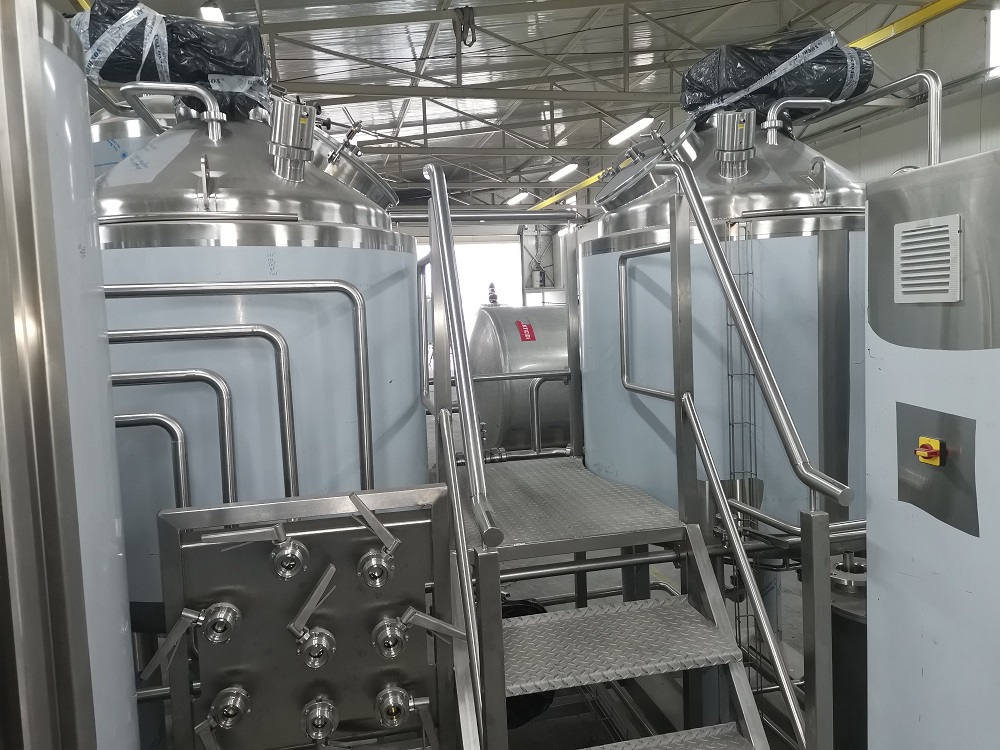 LC604 Impianto Produzione birra usato 5 HL in vendita - foto 2