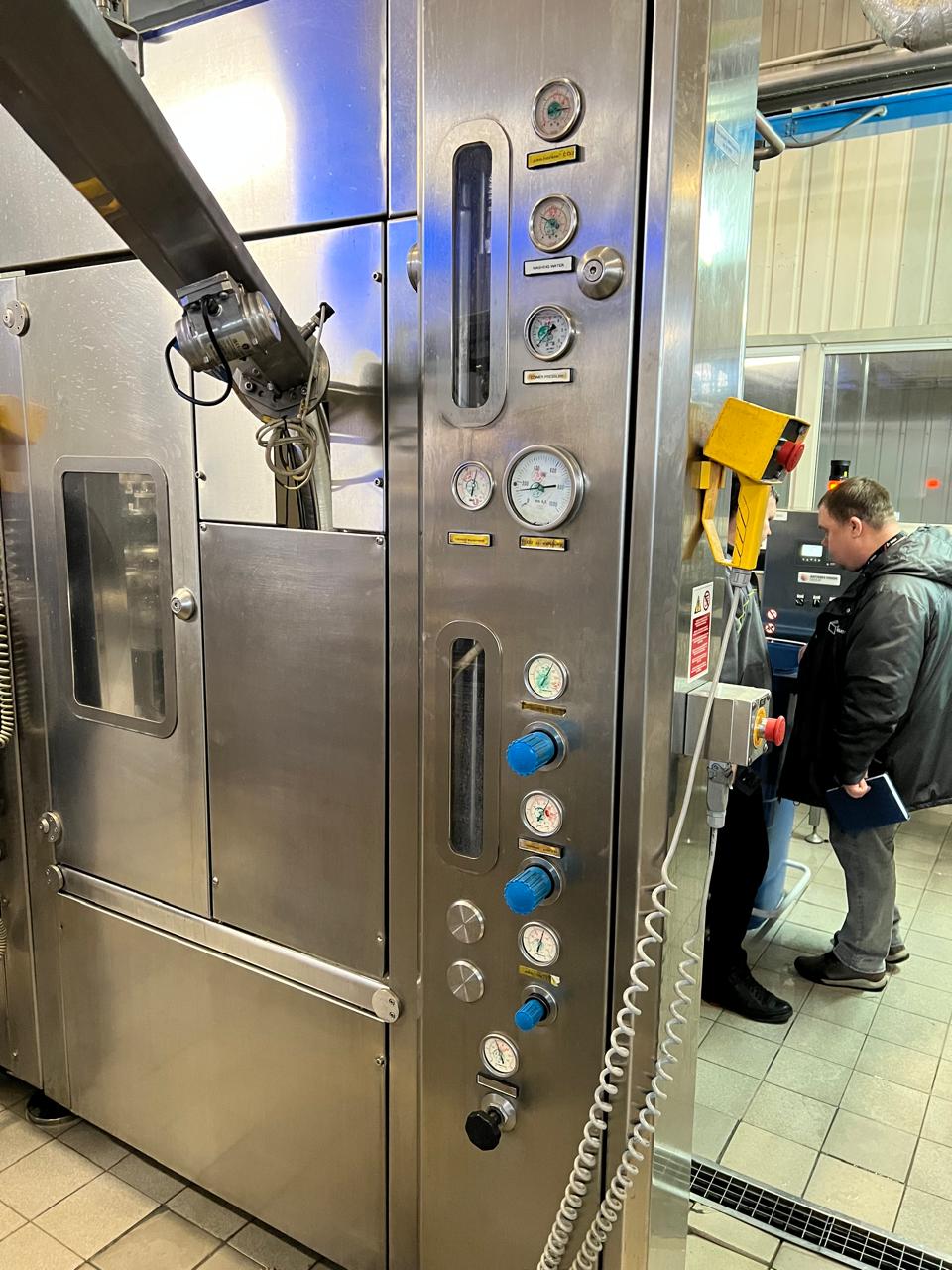 R83 Riempitrice per lattine Master usata 23.000 CPH in vendita - foto 7