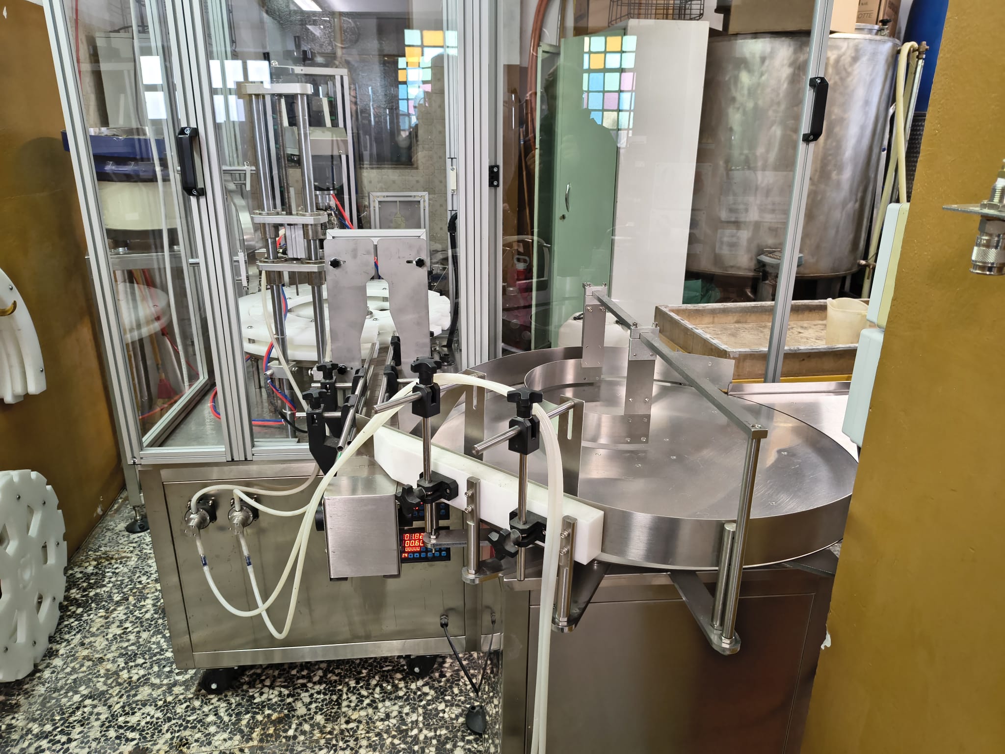 M320 Monoblocco riempimento usato X distillati 1000 BPH in vendita - foto 2