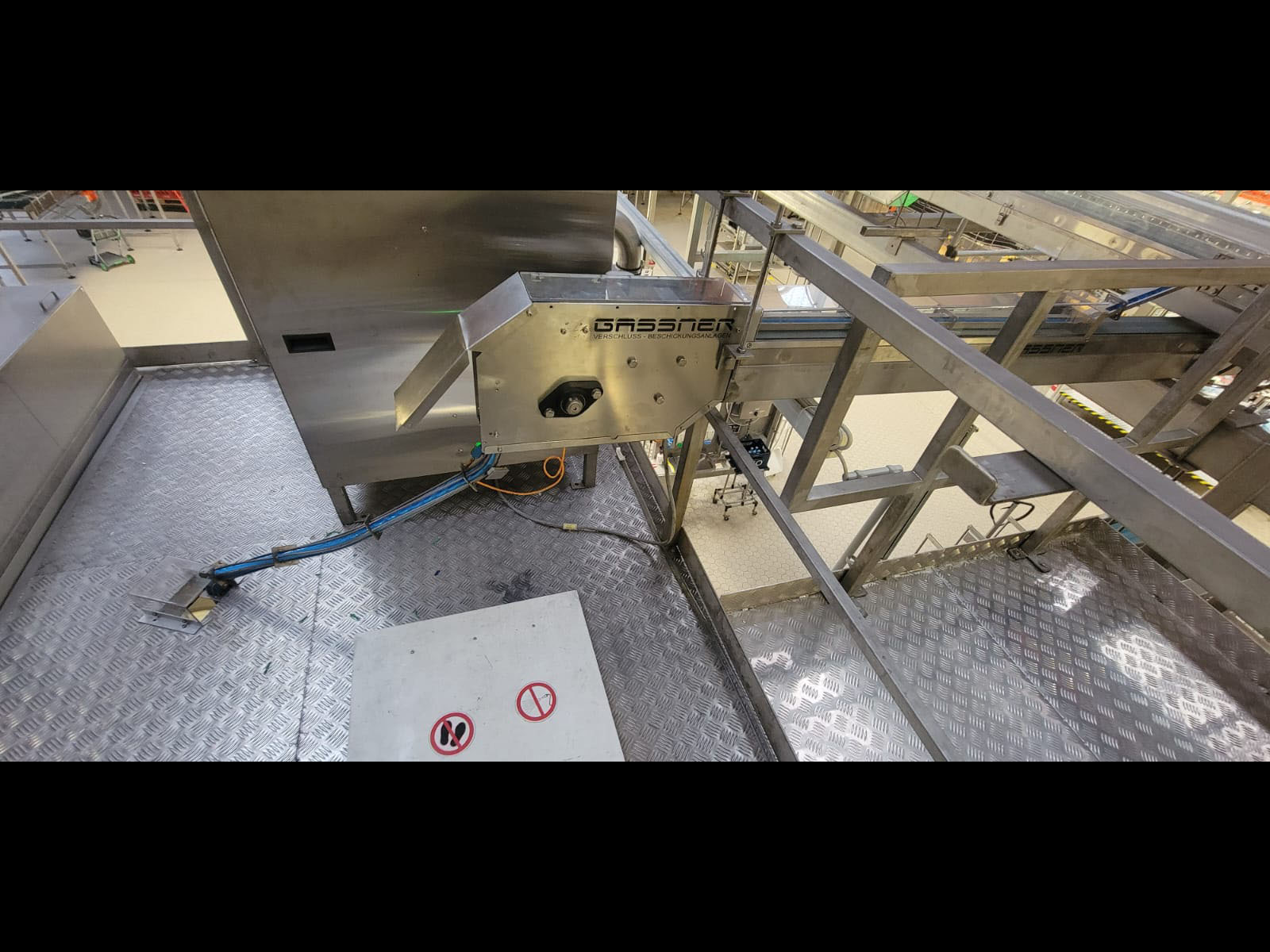 M295 Monoblocco riempimento usato KRONES - 36000 bph  in vendita - foto 2