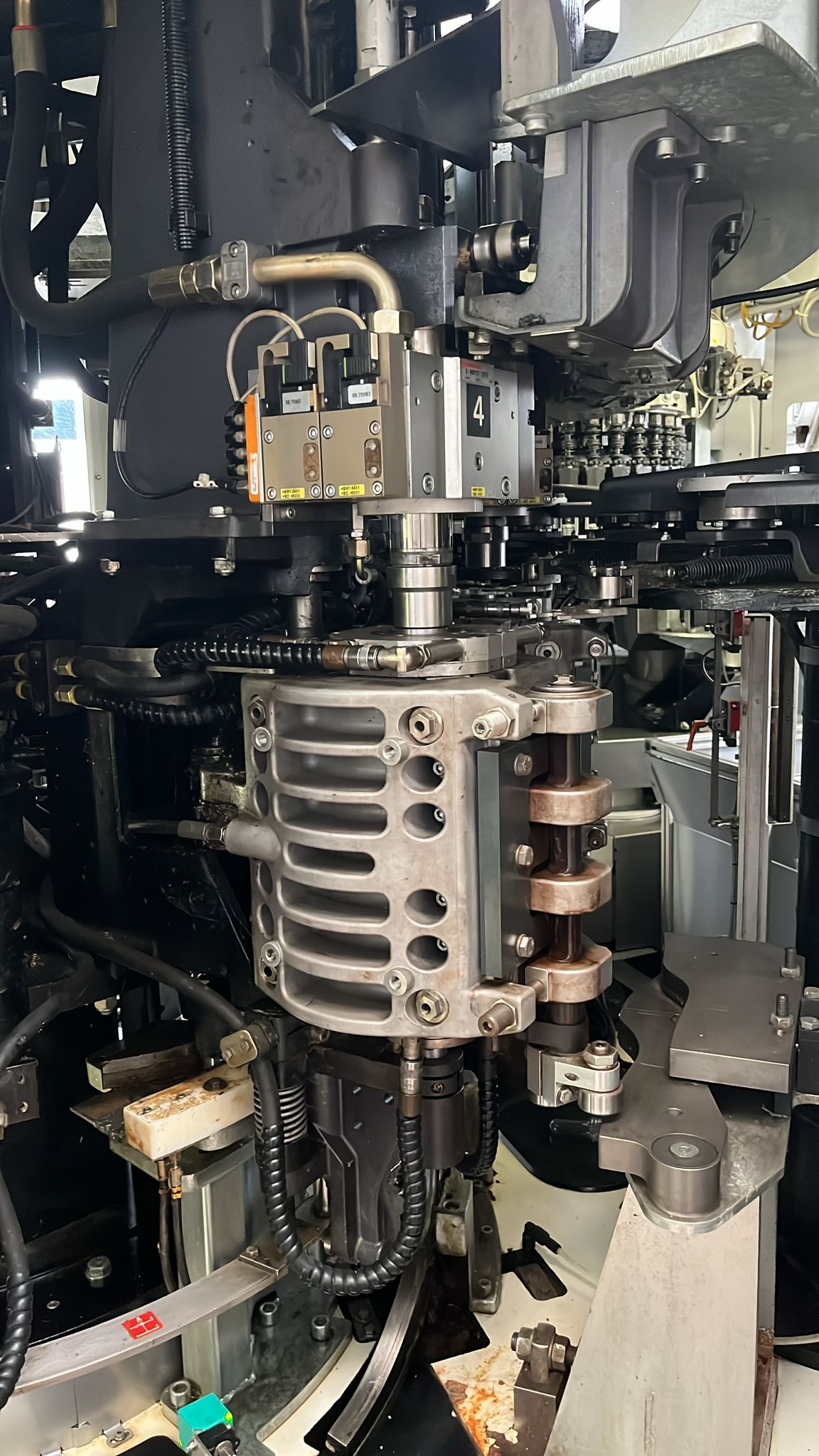 Linea riemp KRONES per PET usata x ESL 12000 BPH in vendita - foto 8