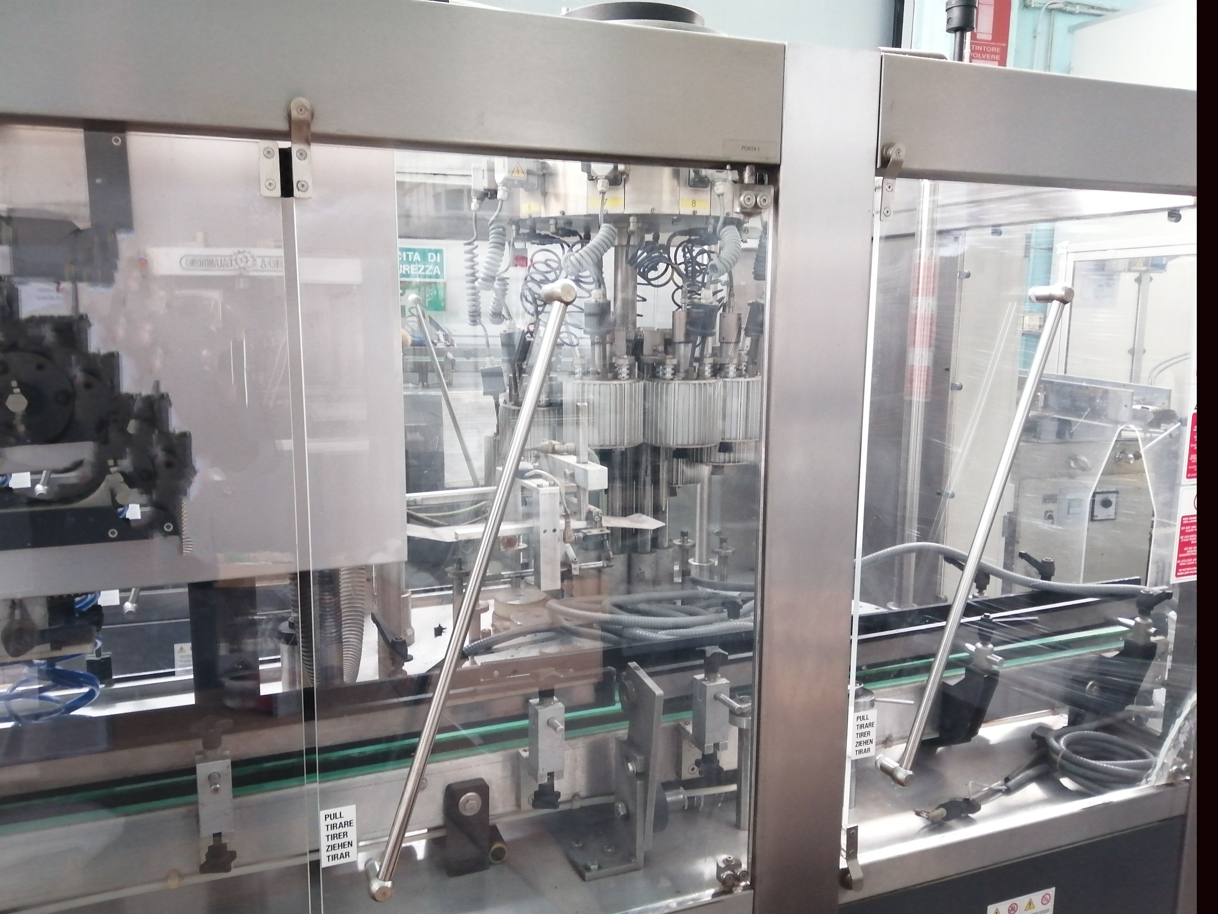 Rif: CA71 Capsulatrice termoret R&G Z9T usata in vendita - foto 4