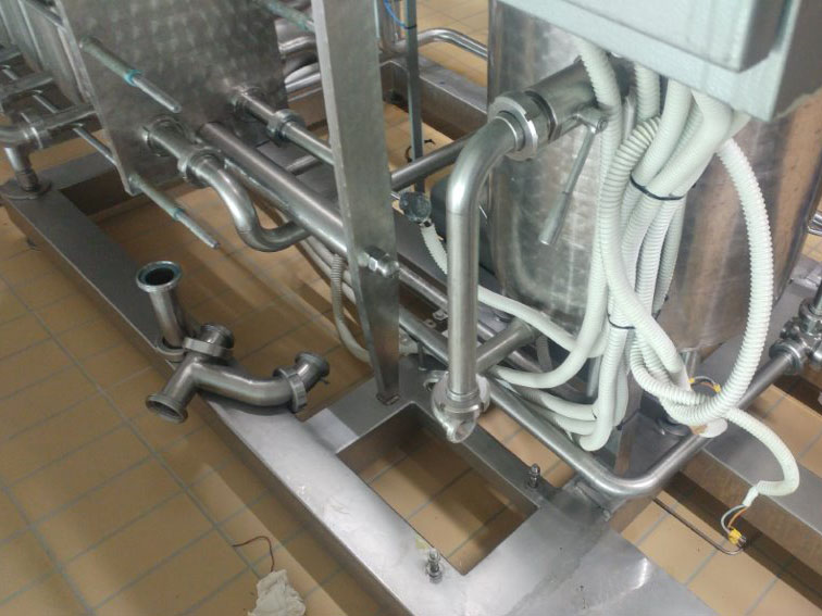 PST25 Pastorizzatore a flusso usato e separatore 2000   in vendita - foto 2