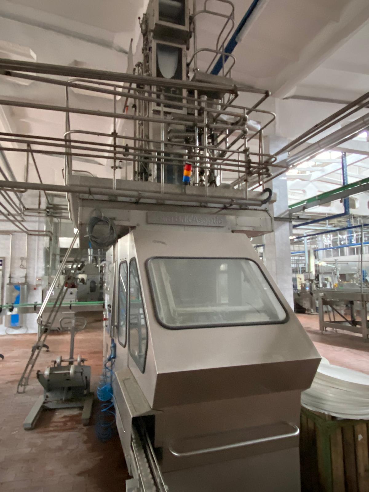 LC619 Linea di riemp. Tetra Pak TBA-8 SQ 1000 ml usata in vendita - foto 8
