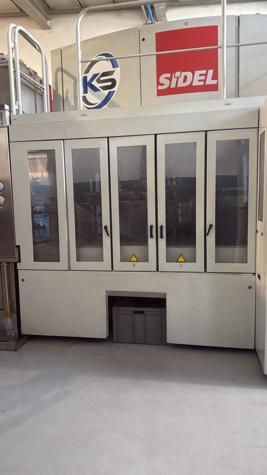 SO137 Combiblock Sidel di riempimento usato per PET in vendita - foto 3