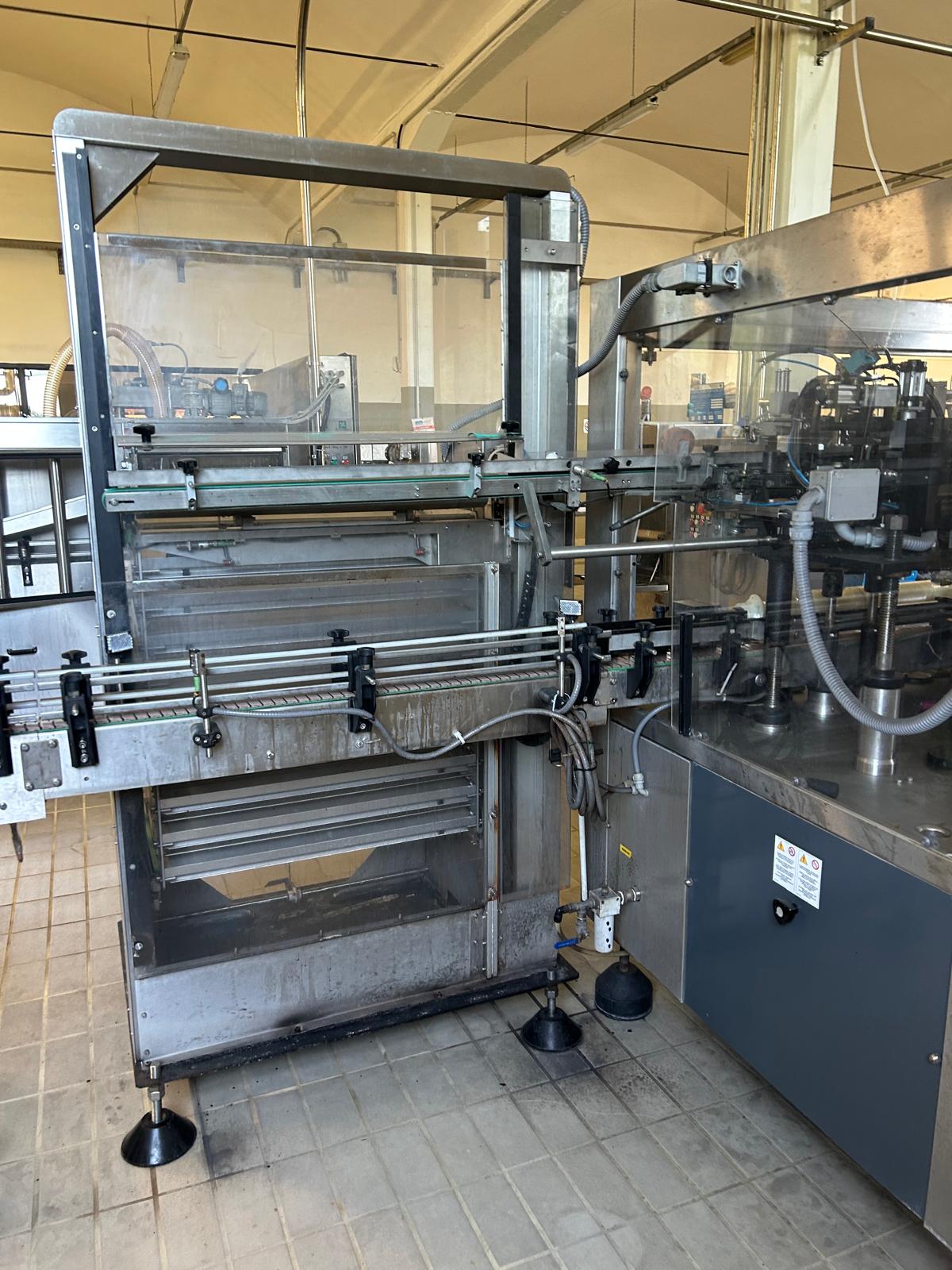 LC649 Linea imbottigl. usata X vino in vetro - 10.000 B in vendita - foto 10