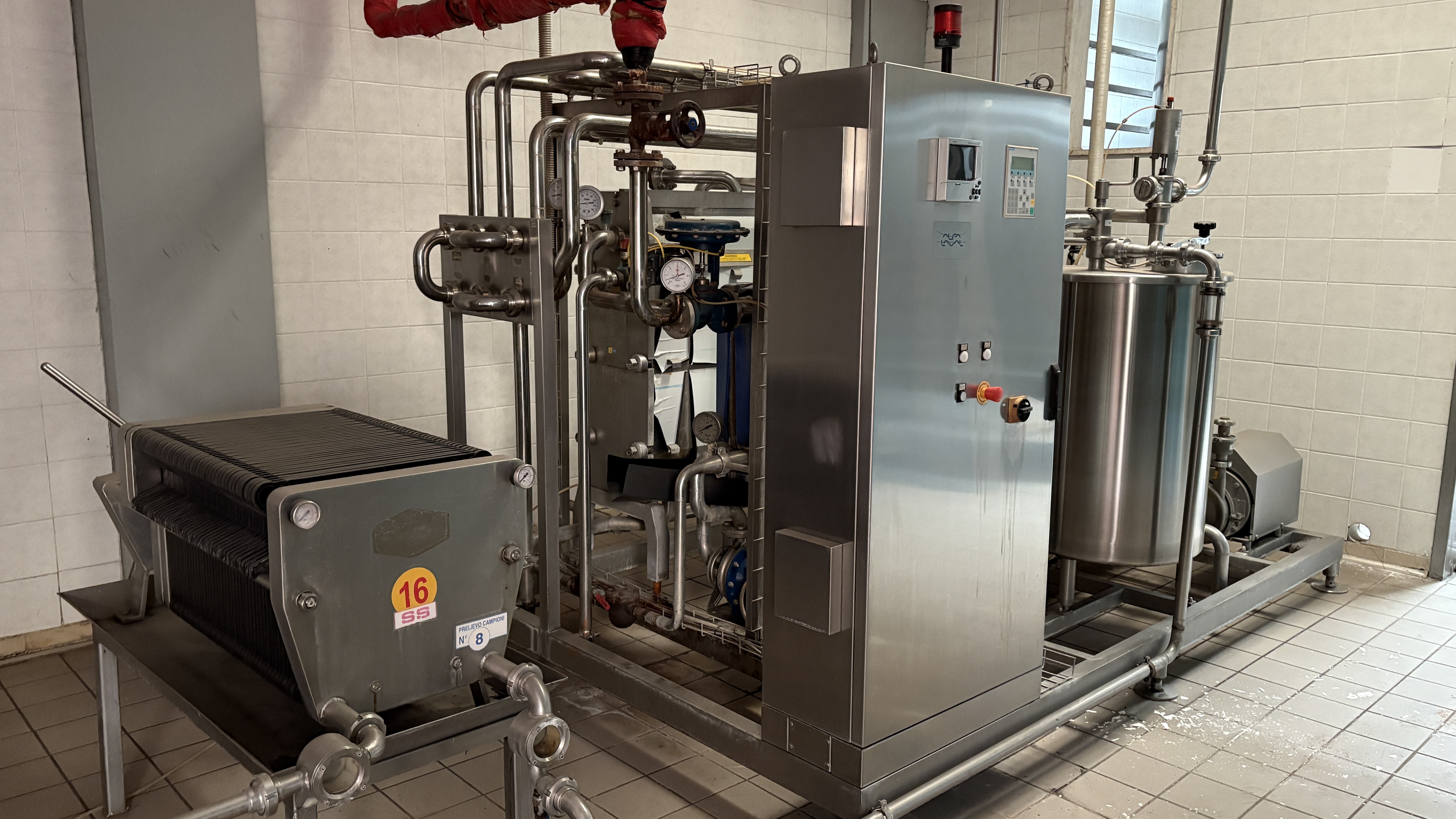 SAL11 Sala sciroppi usata + pastorizzatore Alfa Laval  in vendita - foto 2